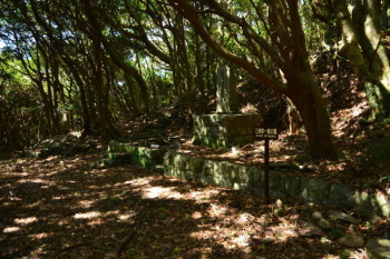 三浦家一族の墓地