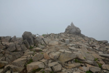 磐梯山の山頂（標高1818.6m）