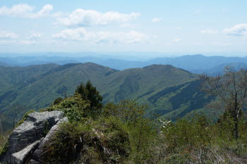 恐羅漢山の眺望です。その２