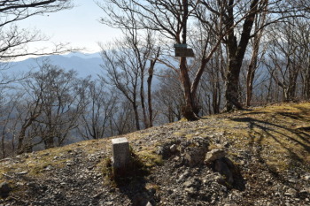 池木屋山の山頂（標高1395.9m）