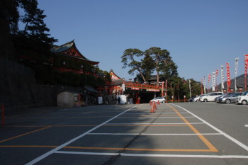 太鼓谷稲成神社の駐車場