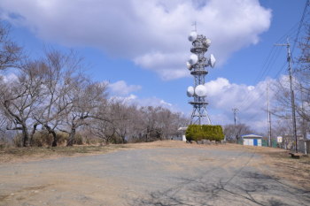 本宮高倉山の山頂（標高457.9m）
