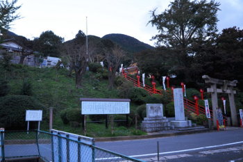 御祖（妙見）神社の駐車場